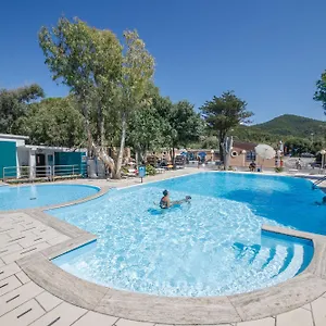 *** Parque de vacaciones Villaggio Miramare Italia