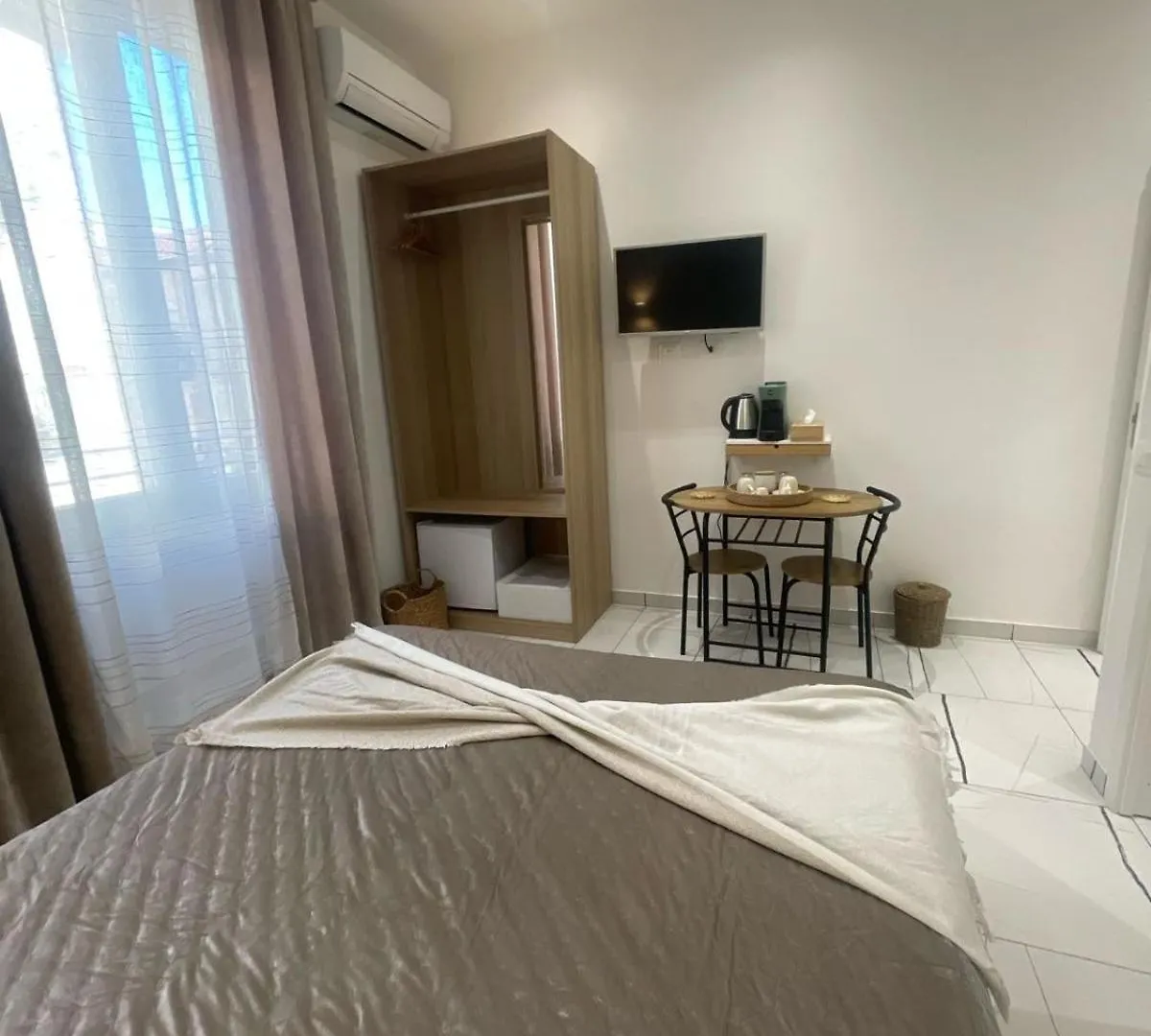 Πανσιόν Laura Rooms Λα Σπέτσια